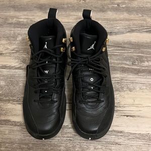 Retro 12 Air Jordan, Black, Gradeschool Size 7